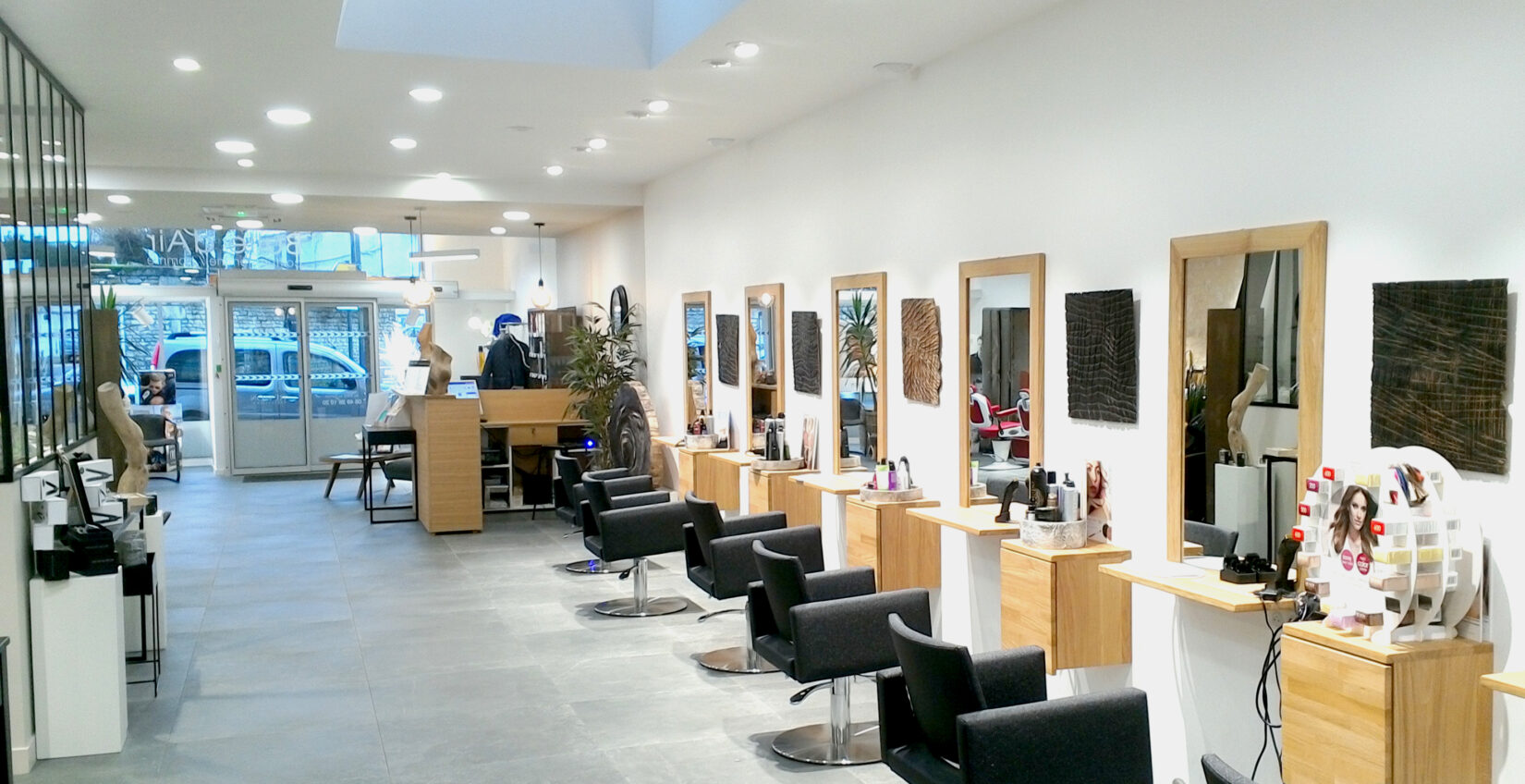 Agencement-Salondecoiffure-Bulld'Hair-Niort-3_sarlguibert